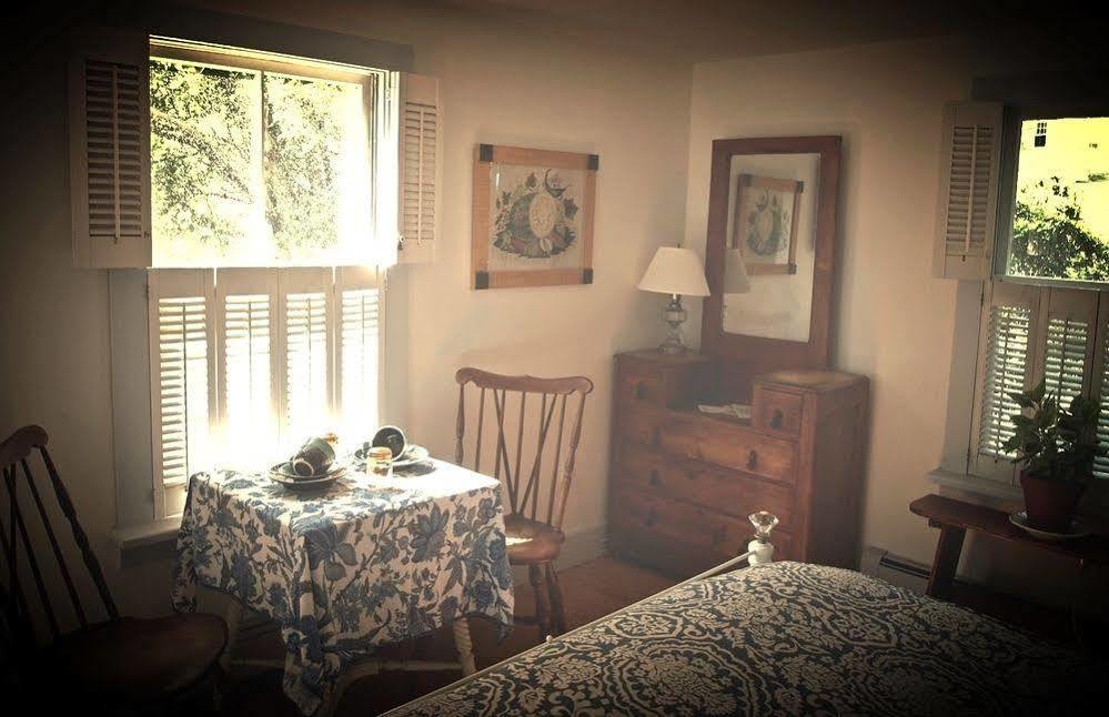 Sea Breeze Inn New Shoreham Bagian luar foto